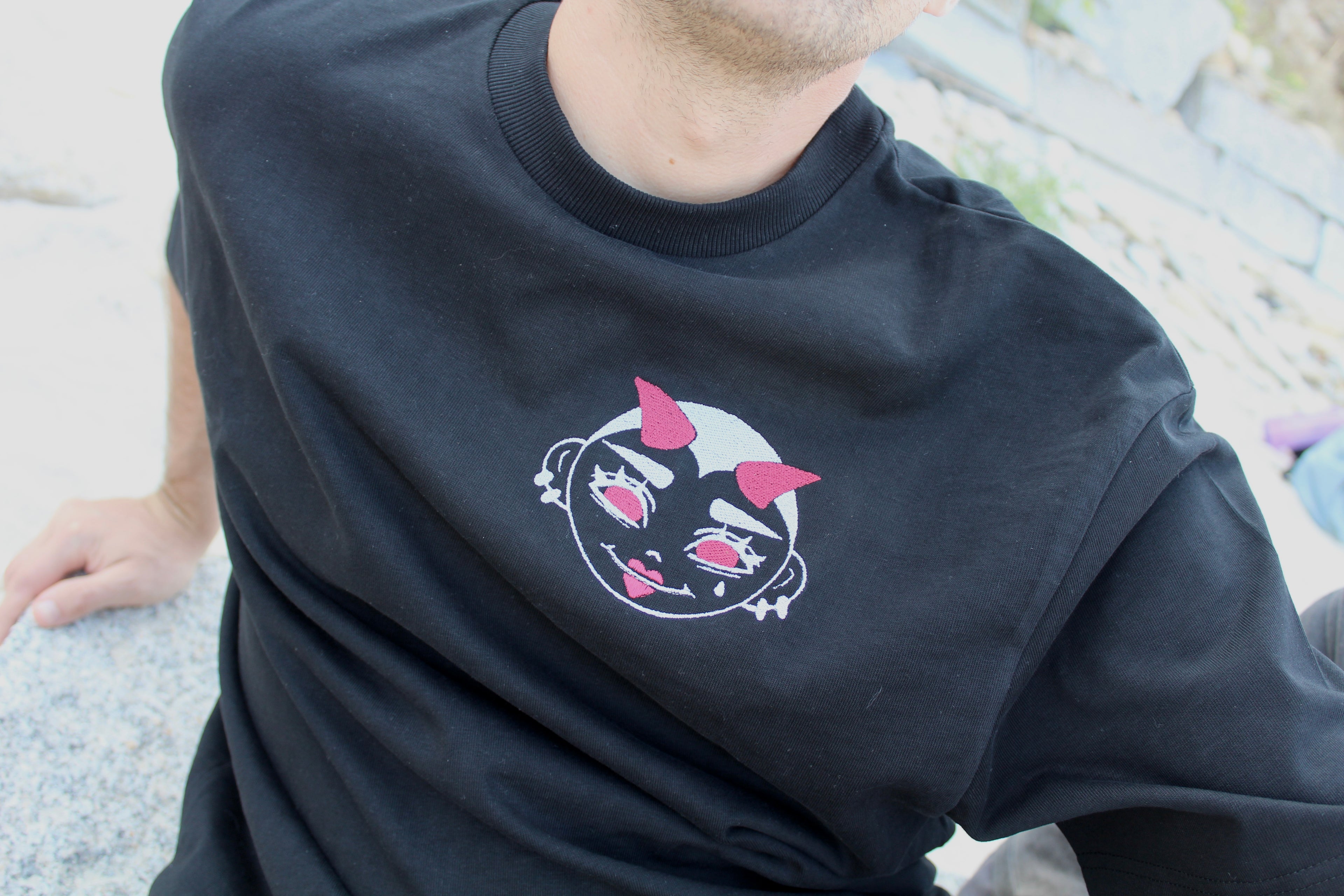 T-shirt démone