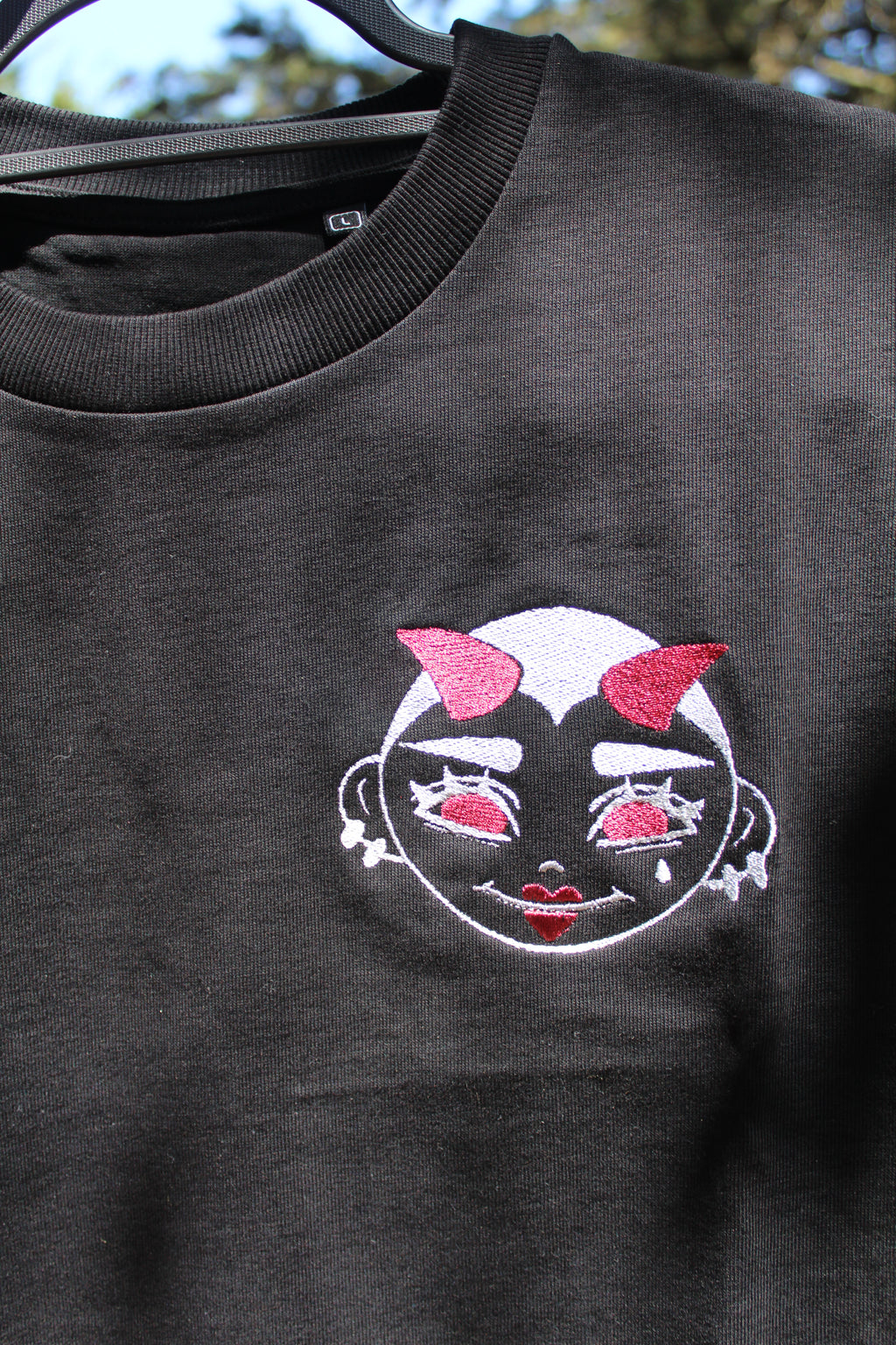 T-shirt démone